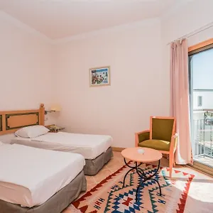 4* Hotel Costa 3s